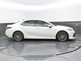 Used 2021 Toyota Camry XLE image 2