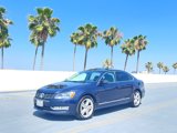 Used 2012 Volkswagen Passat TDI SEL Premium image 2