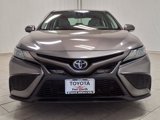Used 2022 Toyota Camry SE image 2