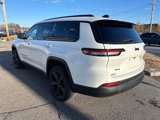 Used 2023 Jeep Grand Cherokee L Laredo image 4