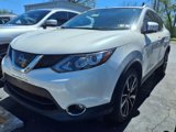 Used 2017 Nissan Rogue Sport SL w/ SL Premium Package image 2