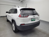 Used 2019 Jeep Cherokee Latitude w/ Popular Appearance Group image 5