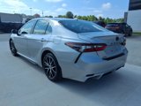 Used 2024 Toyota Camry SE image 3