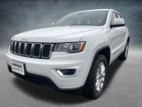 Used 2022 Jeep Grand Cherokee Laredo E image 3