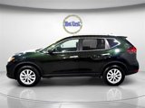 Used 2018 Nissan Rogue SV image 4