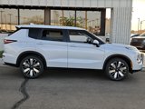 New 2025 Mitsubishi Outlander SE image 5