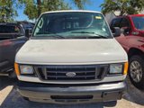 Used 2005 Ford E-250 and Econoline 250 Extended image 2