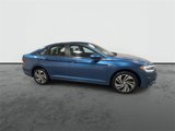 Used 2020 Volkswagen Jetta SEL image 2