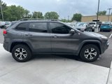 Used 2014 Jeep Cherokee Trailhawk image 4