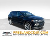 New 2025 Jeep Compass Latitude image 1