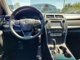Used 2015 Toyota Camry SE image 2