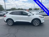 Used 2020 Ford Escape Titanium image 3