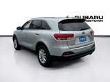 Used 2017 Kia Sorento LX image 5