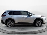 Used 2022 Nissan Rogue SV image 2