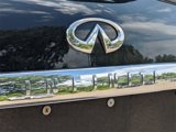 Used 2017 INFINITI QX80 Signature Edition image 4