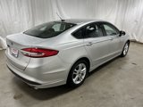 Used 2018 Ford Fusion SE image 4