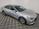 Used 2023 Hyundai Sonata SEL image 2