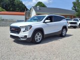 Used 2022 GMC Terrain SLE w/ Driver Convenience Package image 3