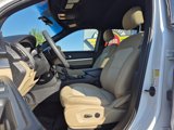 Used 2017 Ford Explorer 4WD image 2