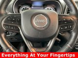 Used 2019 Jeep Cherokee Trailhawk image 4