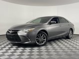 Used 2017 Toyota Camry SE image 2