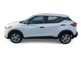 Used 2020 Nissan Kicks S image 5