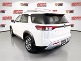 Certified 2022 Nissan Pathfinder SL image 2