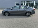 Used 2022 Kia Forte LXS w/ LXS Technology Package image 2