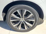 Certified 2022 Volvo XC60 B5 Momentum image 5