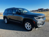 Used 2022 Jeep Grand Cherokee Limited image 3