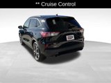 Certified 2022 Ford Escape SE w/ SE Sport Appearance Package image 5