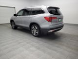 Used 2017 Honda Pilot Touring image 5