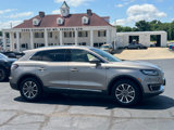 Used 2020 Lincoln Nautilus FWD w/ Equipment Group 101A image 4