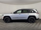 New 2025 Jeep Grand Cherokee Altitude image 3
