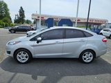 Used 2014 Ford Fiesta SE image 2