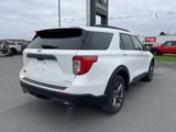 Used 2022 Ford Explorer XLT w/ Equipment Group 202A image 5