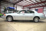 Used 1998 Lincoln Town Car Signature image 4