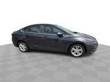 Used 2016 Chevrolet Cruze LT image 2