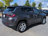 Used 2024 Jeep Compass Sport image 4