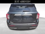 Used 2022 Ford Explorer XLT w/ Equipment Group 202A image 5