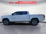 Used 2018 Toyota Tacoma TRD Sport image 2
