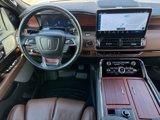 Used 2023 Lincoln Navigator Reserve image 4