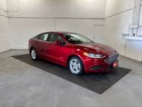 Used 2018 Ford Fusion SE image 1