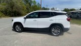 Certified 2024 GMC Terrain SLT image 5