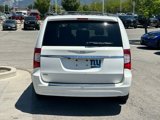 Used 2013 Chrysler Town & Country Touring image 4