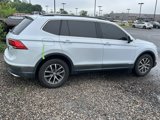Used 2018 Volkswagen Tiguan SE w/ Panoramic Sunroof Package image 6