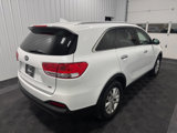 Used 2018 Kia Sorento AWD image 4