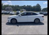 Used 2019 Volkswagen Jetta SEL w/ Cold Weather Package image 2