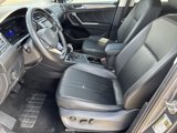 Used 2023 Volkswagen Tiguan SE image 5
