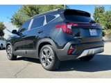 Used 2024 Kia Seltos S image 3